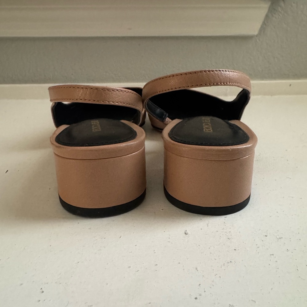 Veronica Beard Tan and Black Pointed-Toe Slingback Flats - Picture 13 of 15